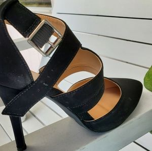 Black velvety beauties!